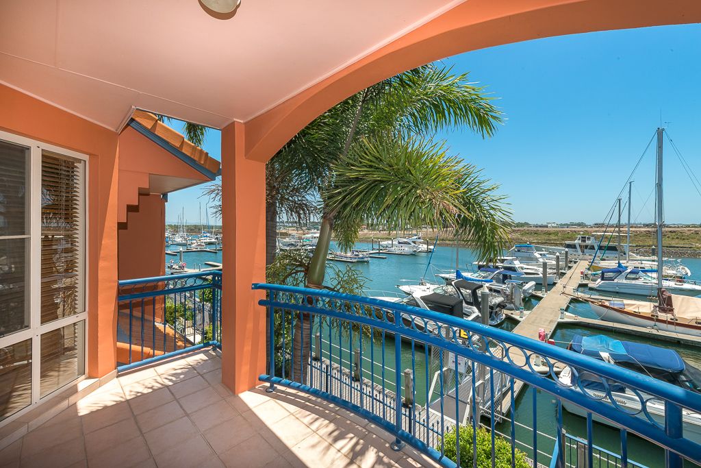 77 John Lund Drive, Hope Island, QLD 4212