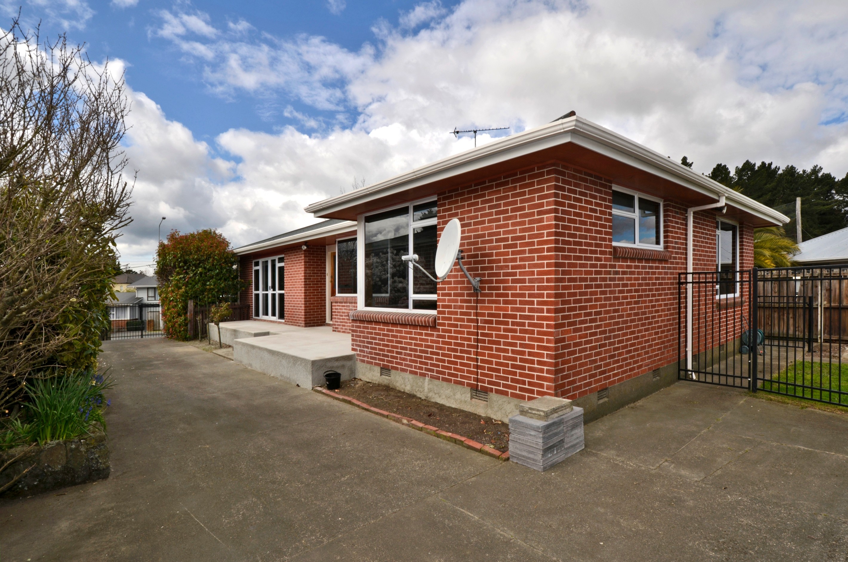 239a Lake Terrace Road, Shirley, Christchurch City