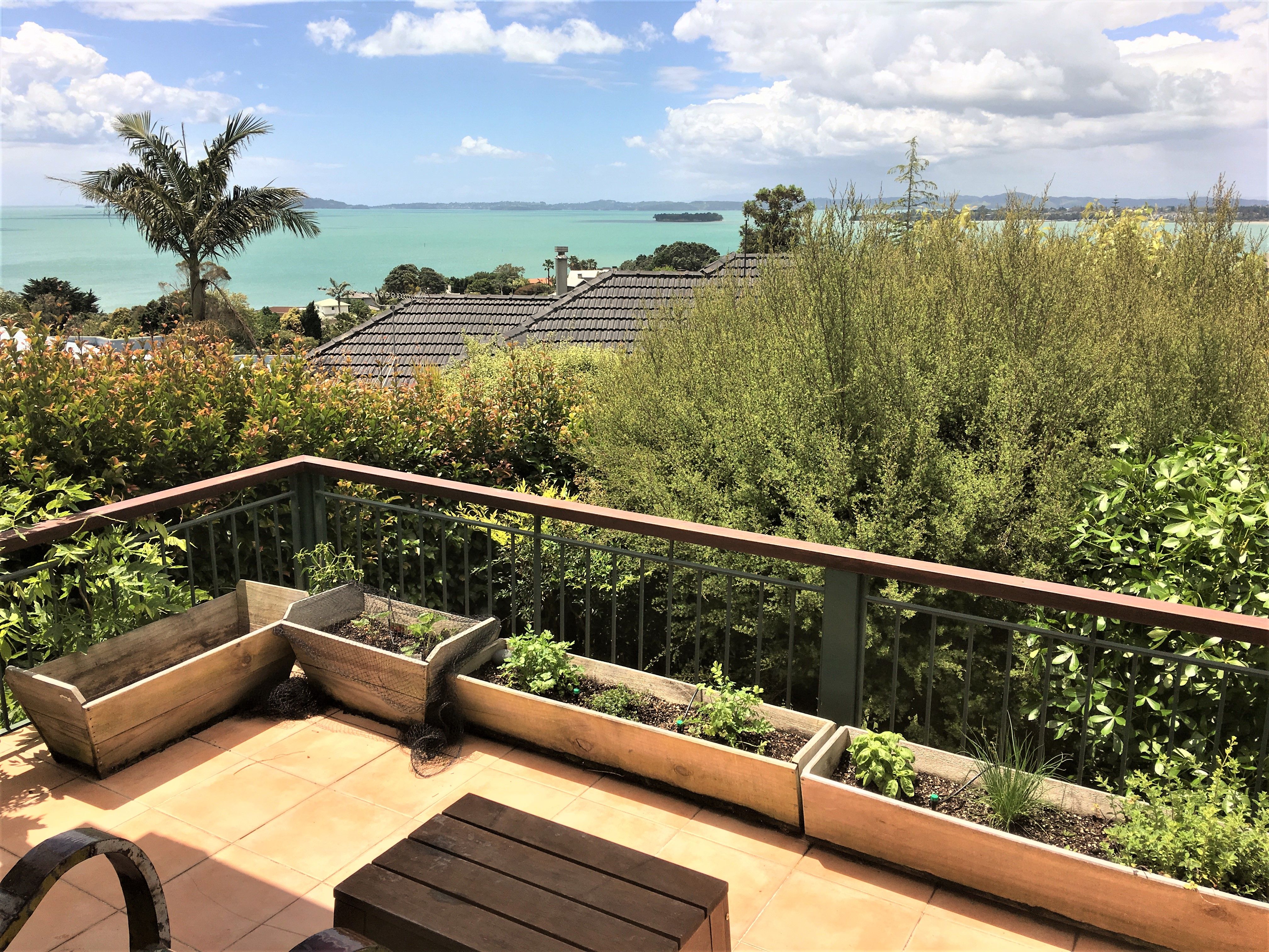 81 Pah Road, Cockle Bay, Manukau City