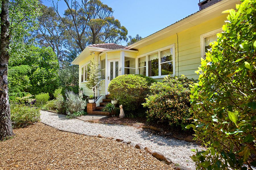 258 Govetts Leap Road, Blackheath, NSW 2785