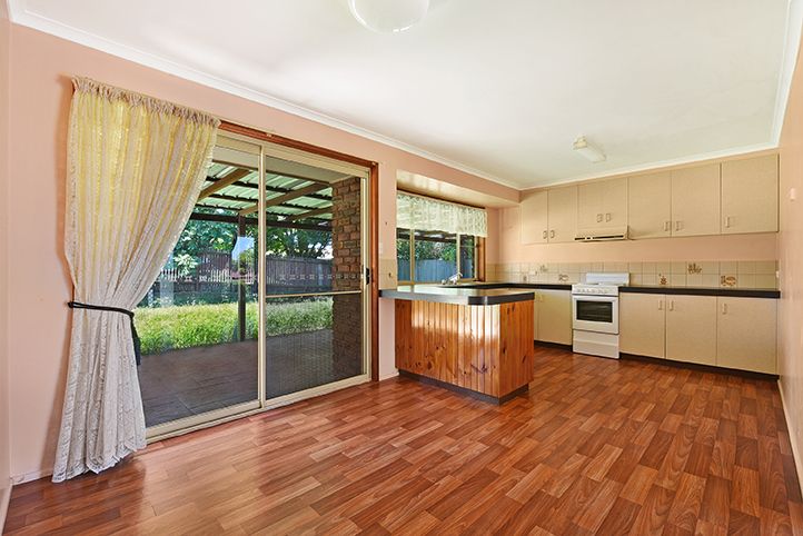 15 Seppelt Street, Wilsonton, QLD 4350