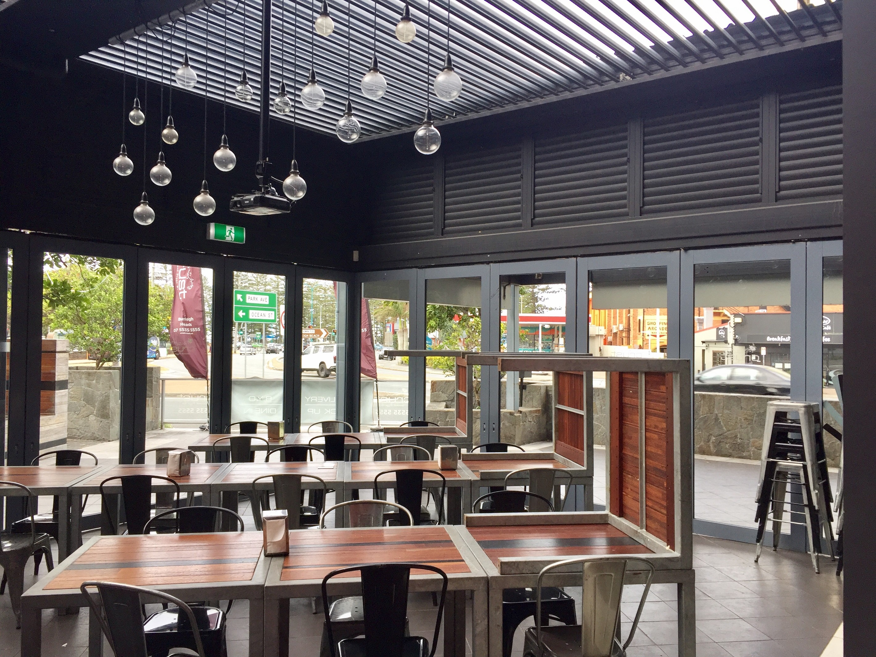 1A/1638 Tweed Street, Burleigh Heads, QLD 4220