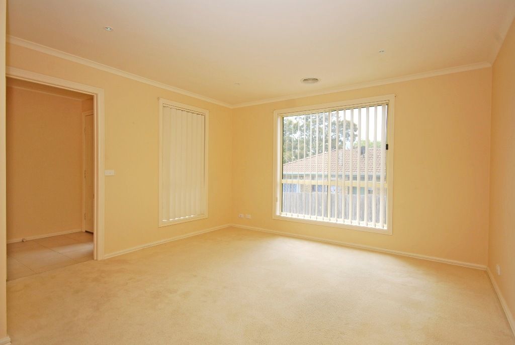 1/324 Humffray Street North, Brown Hill, VIC 3350