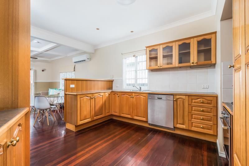 62 Brown Parade, Ashgrove, QLD 4060