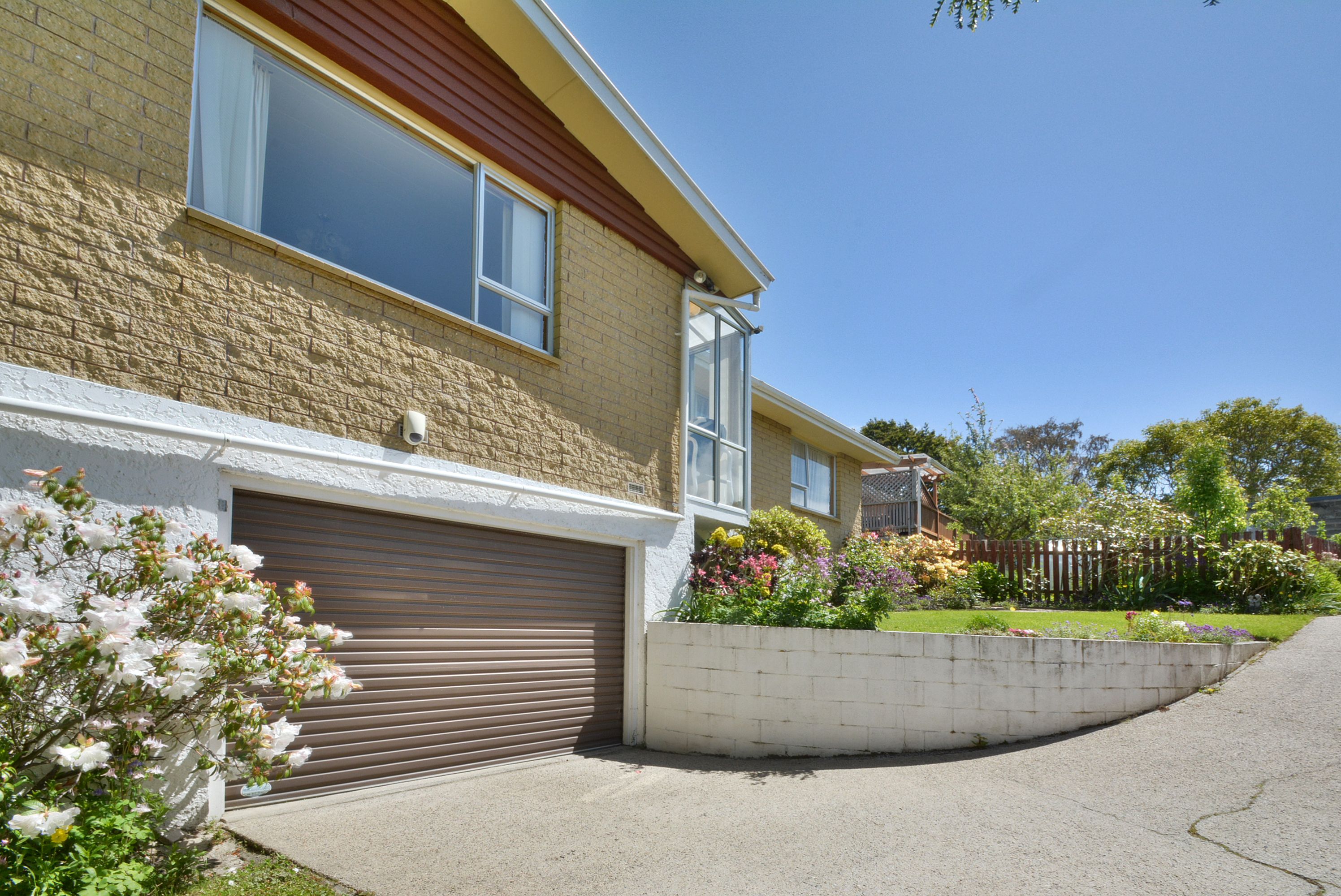 4 Pioneer Crescent, Helensburgh, Dunedin City