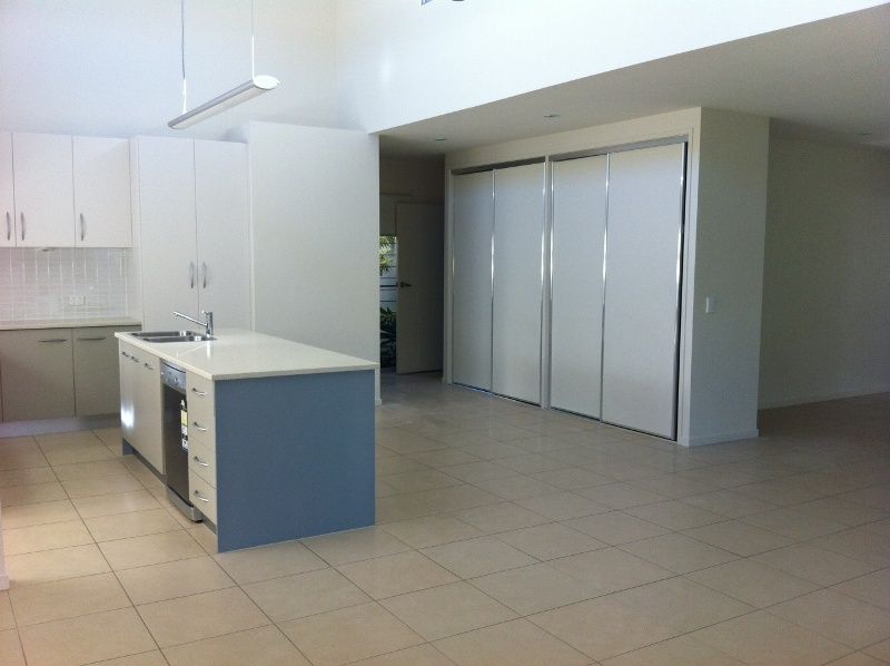 25 The Promenade, Pelican Waters, QLD 4551