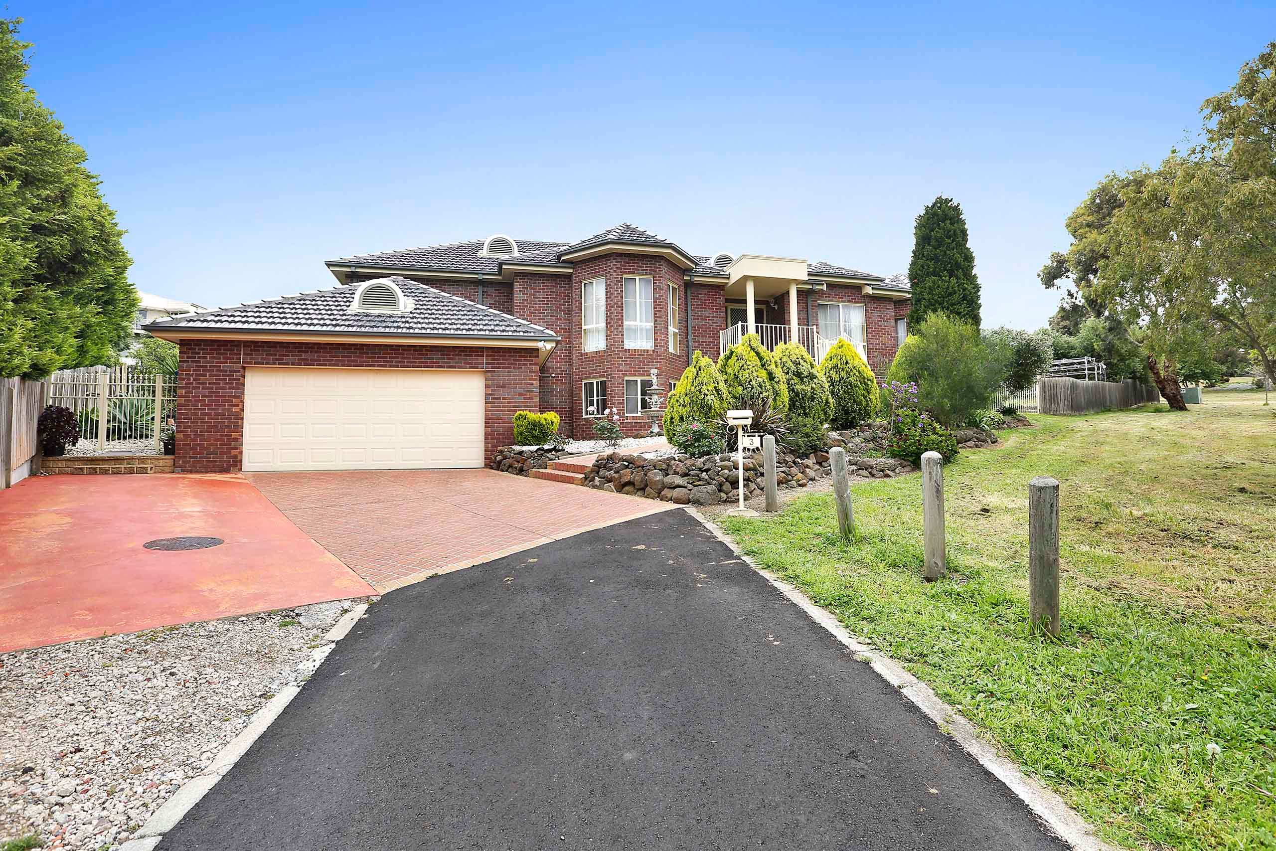 3 Shetland Close, Highton, VIC 3216
