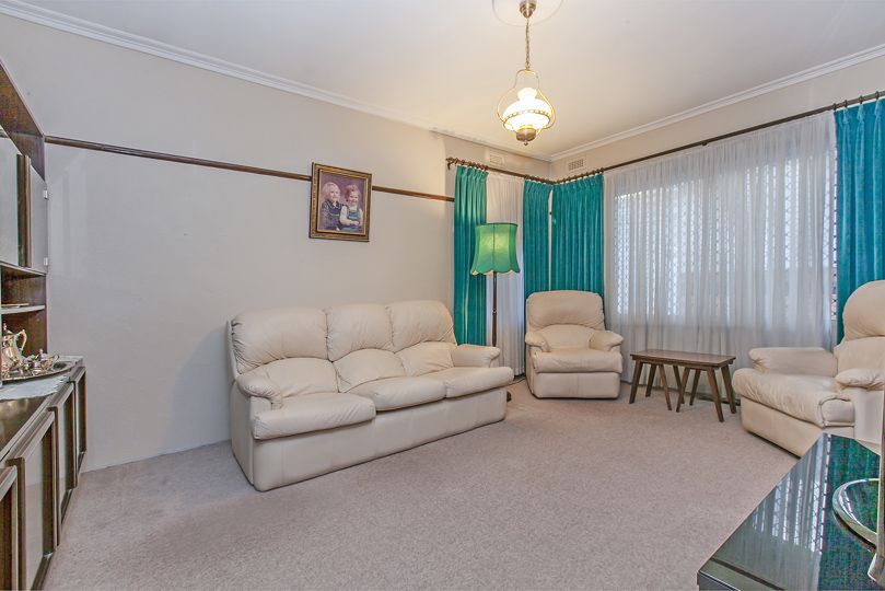 19 Drysdale Street, Reservoir, VIC 3073