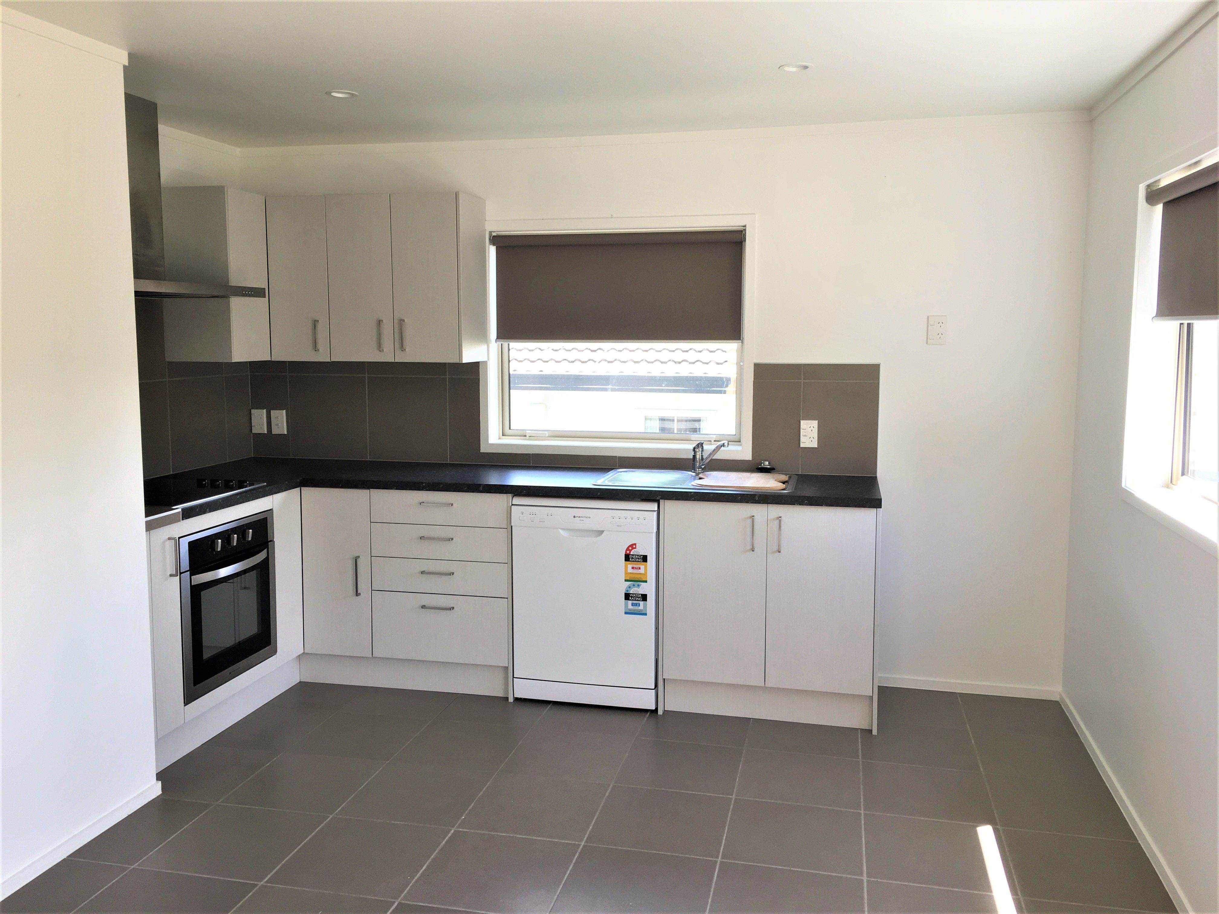 141 Aviemore Drive, Highland Park, Manukau City