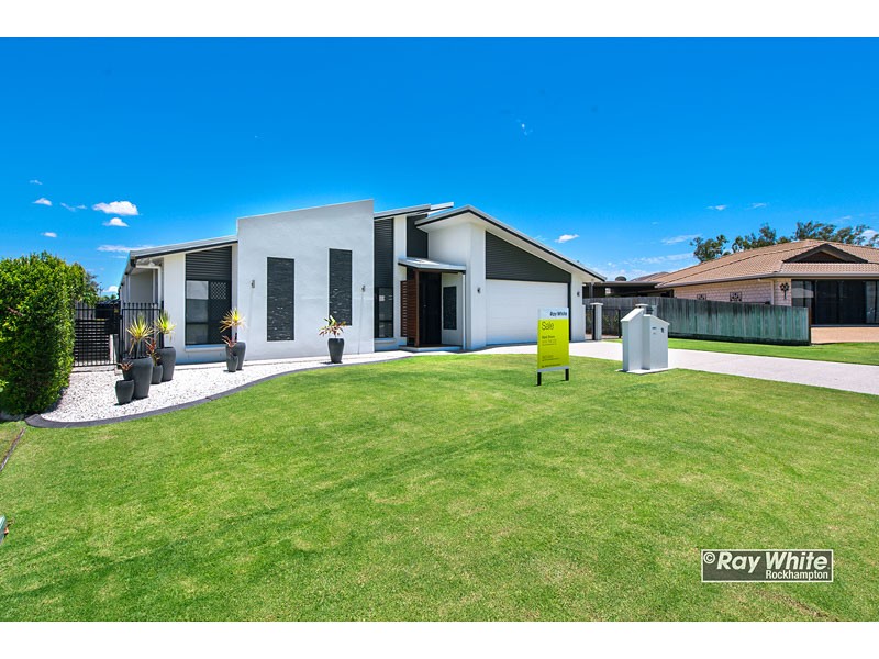 11 Frangipani Court, Norman Gardens, QLD 4701