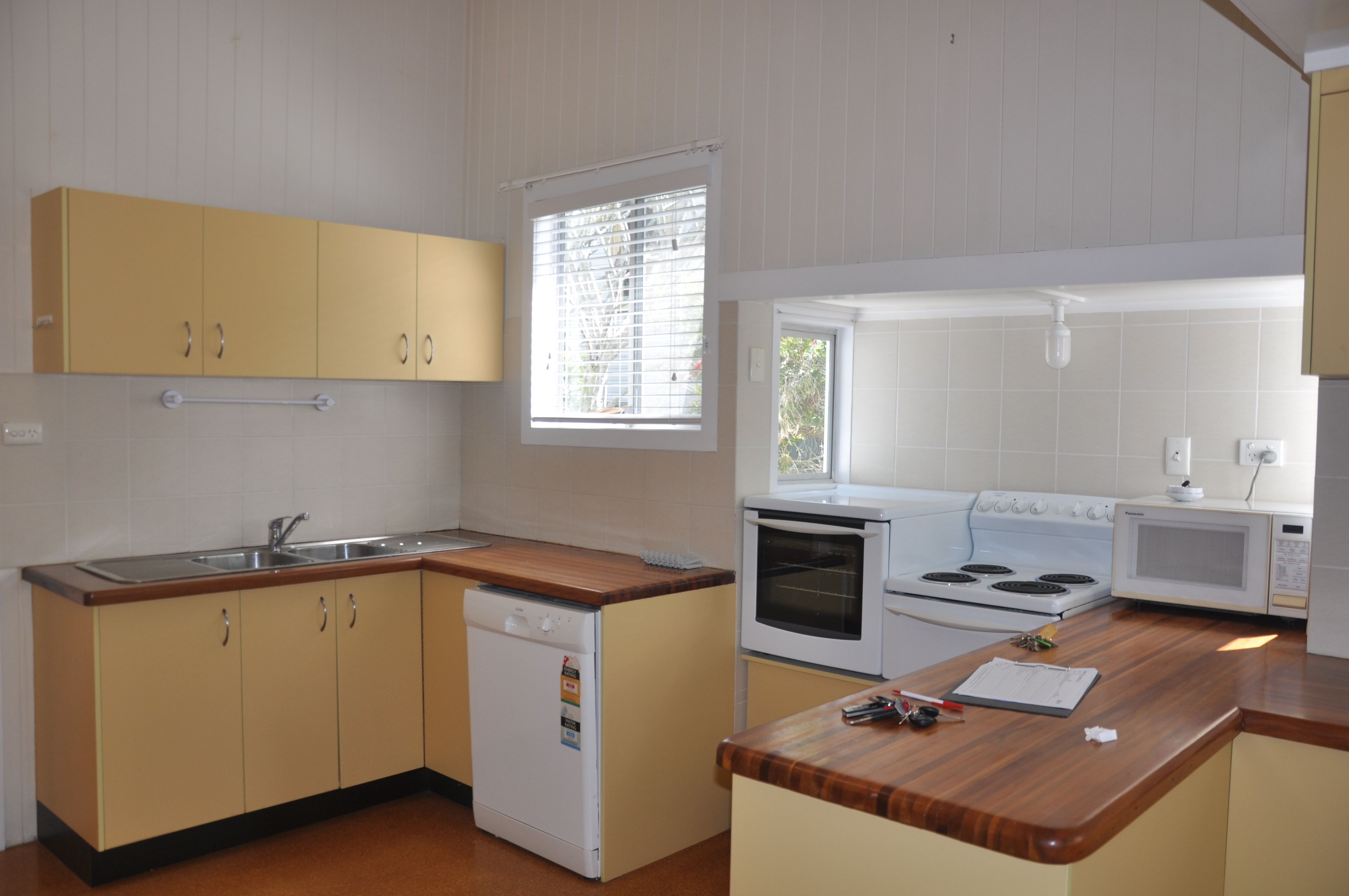 65 Victoria Avenue, Chelmer, QLD 4068