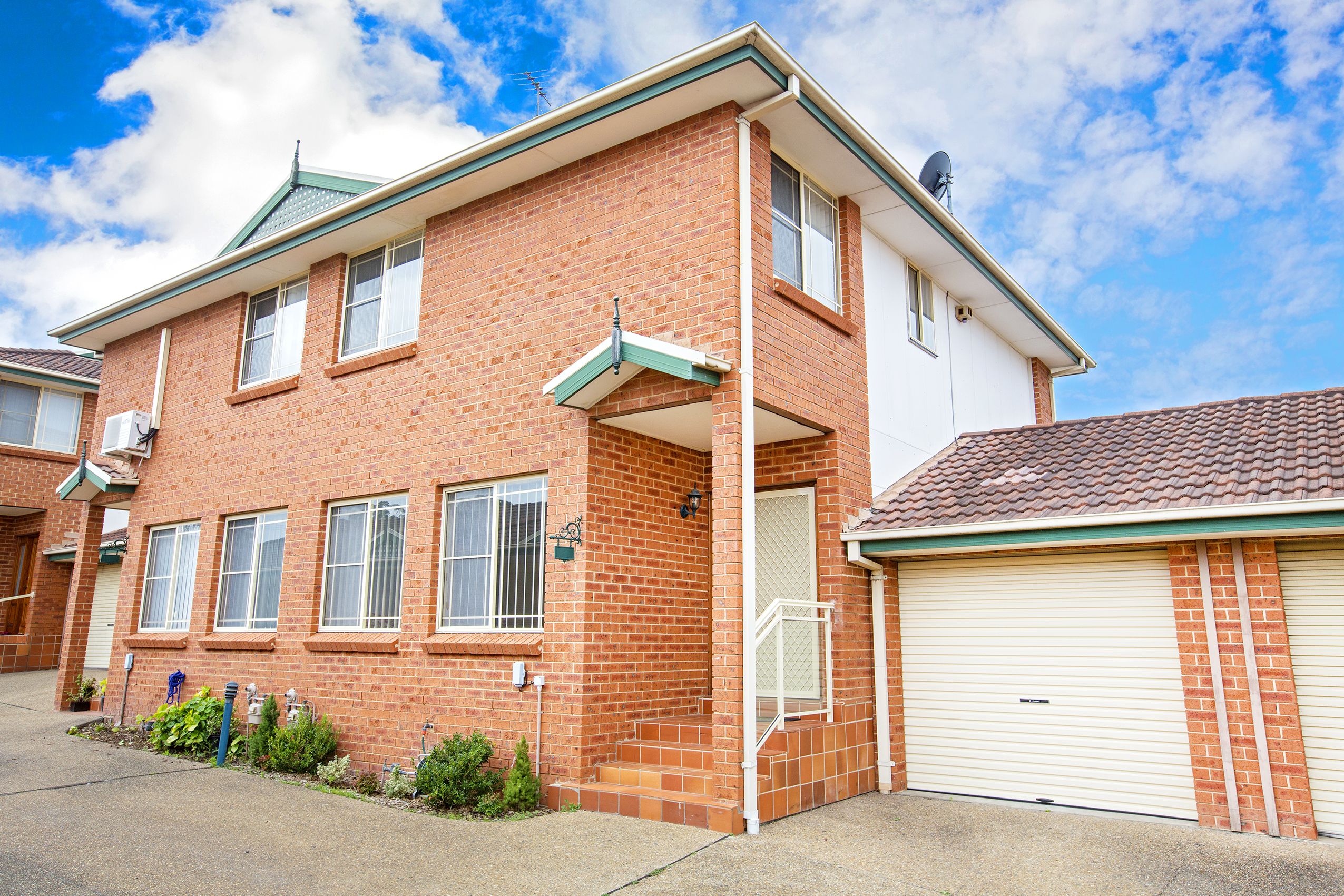 345 Hamilton Road