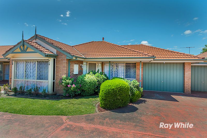 15-17 Lyall Street, Cranbourne VIC 3977