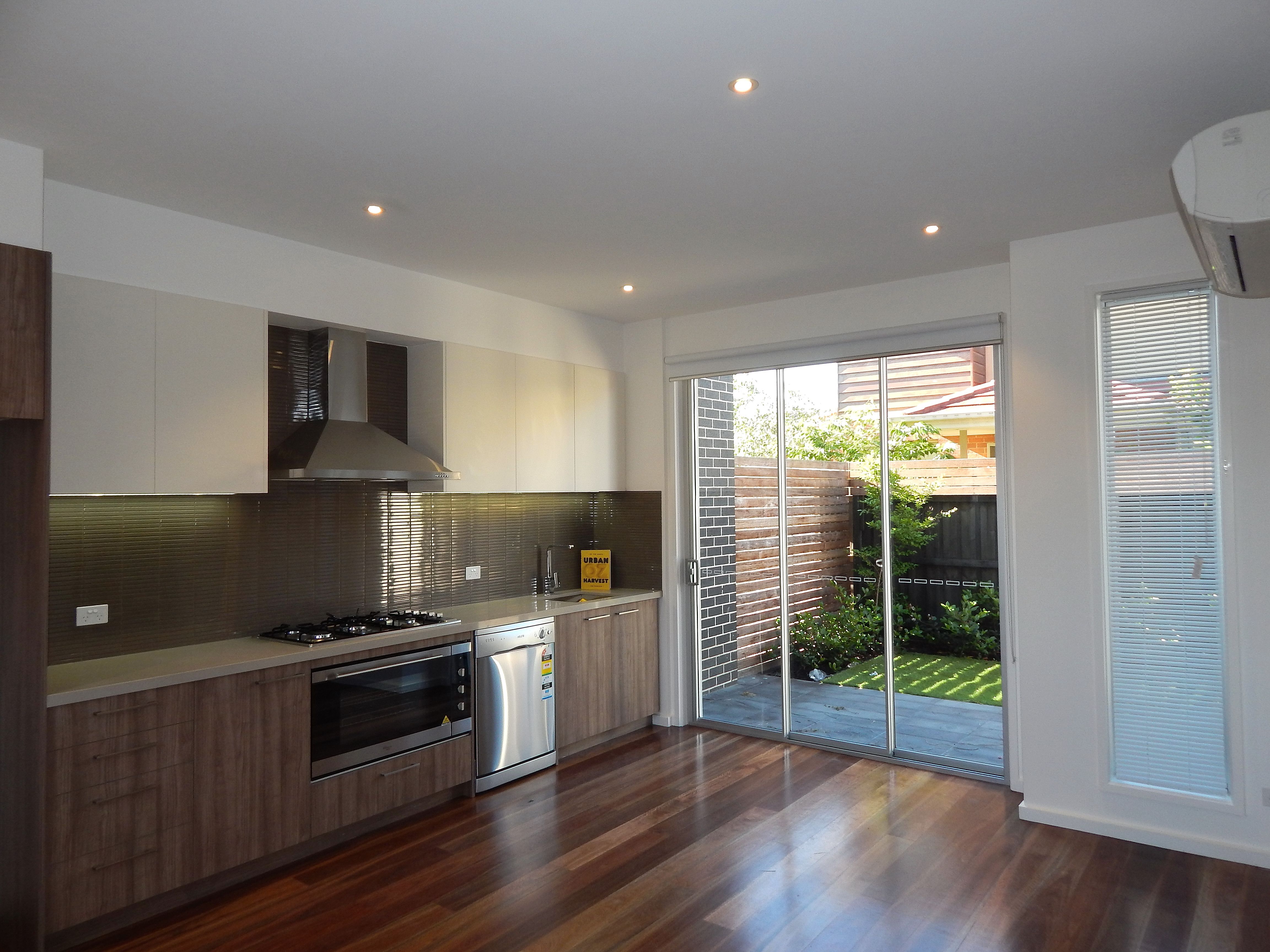 2/33 Spring Street, Preston, VIC 3072