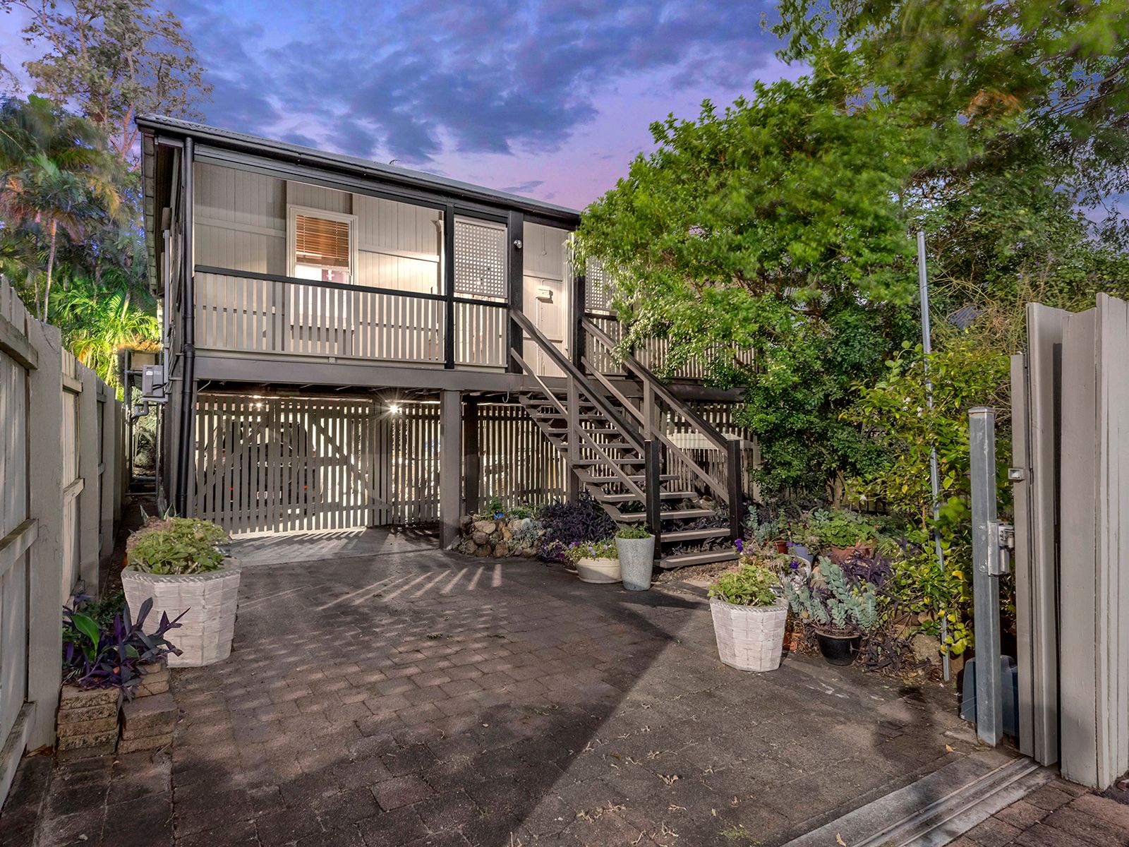 18 Elliott Street, Kangaroo Point, QLD 4169