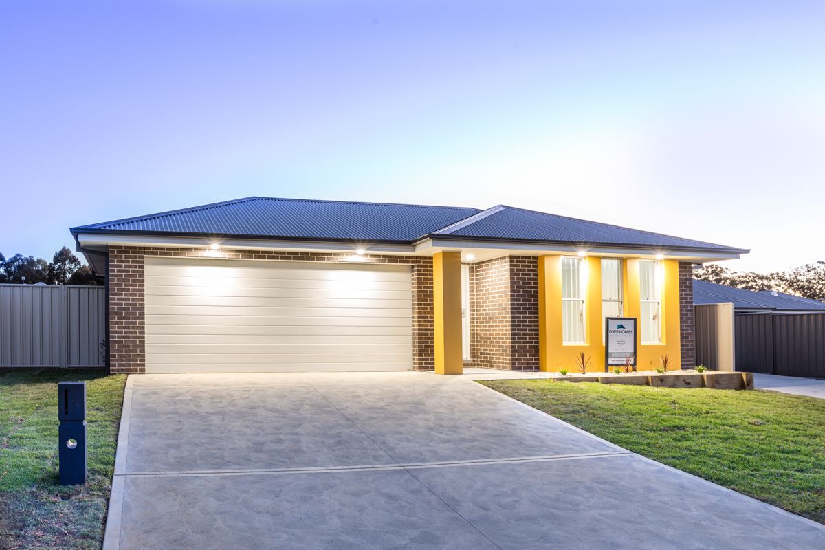 15 Hughes Street