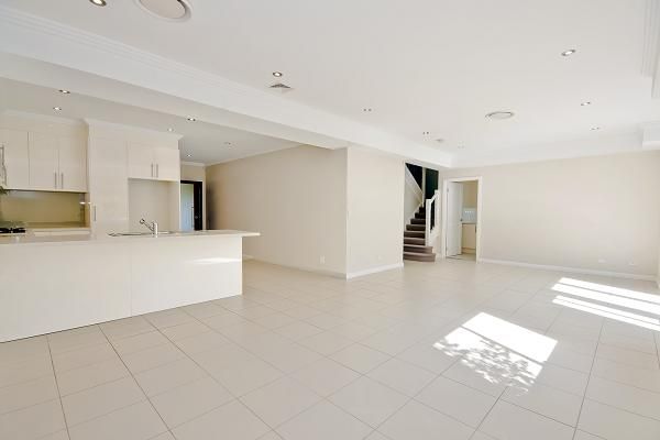 9/3 Banks Road, Castle Hill, NSW 2154