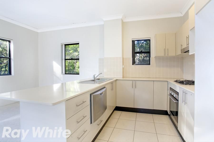 4/28-30 Jenner Street, Baulkham Hills, NSW 2153