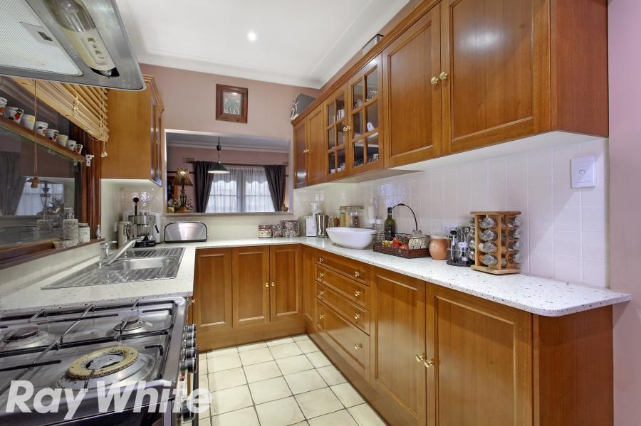 6 Jasper Road, Baulkham Hills, NSW 2153