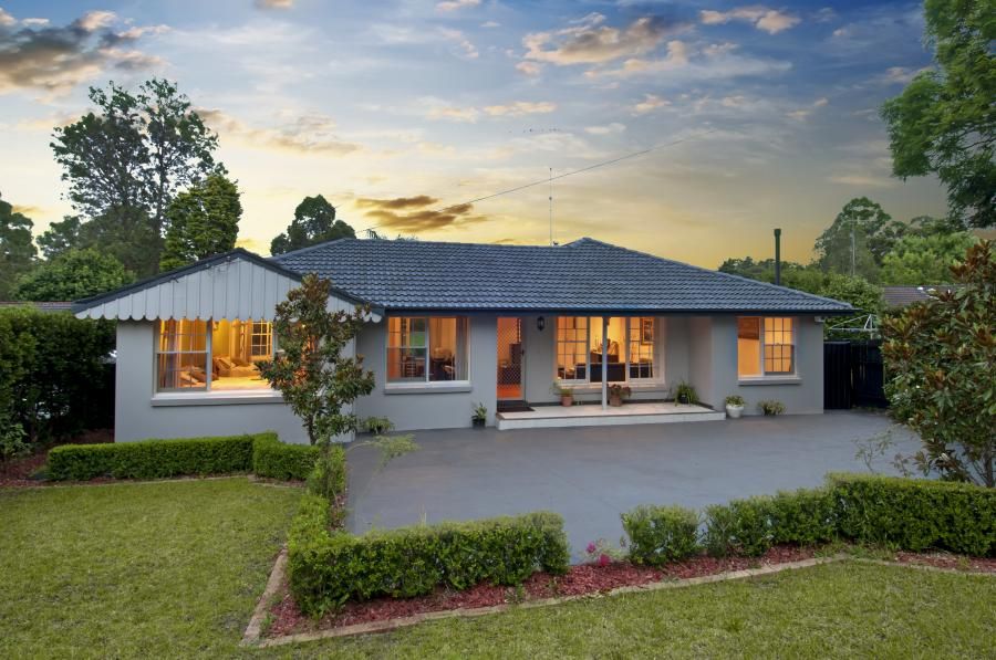 1 Southleigh Avenue, CASTLE HILL NSW 2154