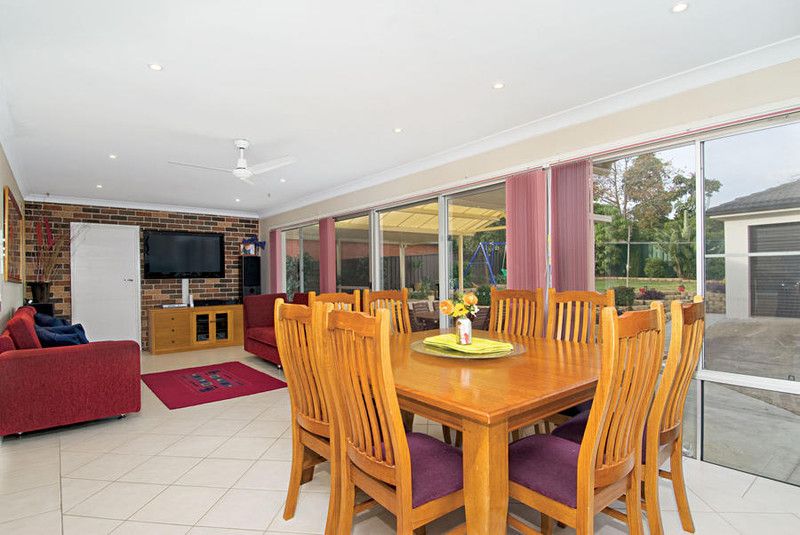 11 Reilleys Road, Winston Hills, NSW 2153