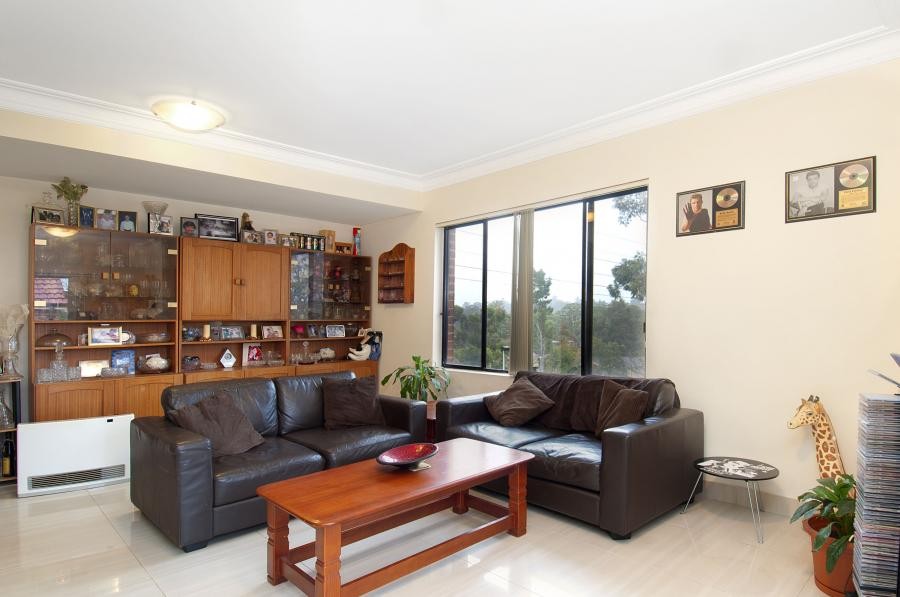 8/3-7 Windermere Avenue, Northmead, NSW 2152