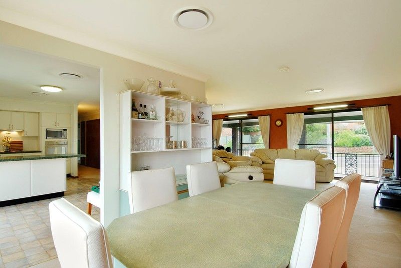 102 Chapel Lane, Baulkham Hills, NSW 2153