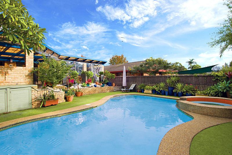 20 Grevillea Grove, Baulkham Hills, NSW 2153