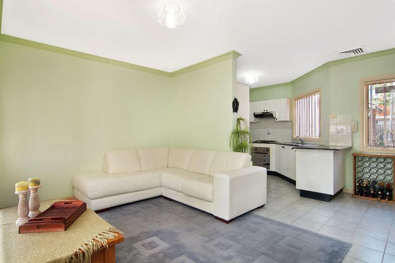 4/34-36 Oakland Avenue, Baulkham Hills, NSW 2153