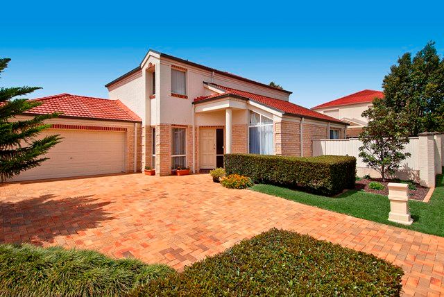 1 Summit Court, Glenwood, NSW 2768