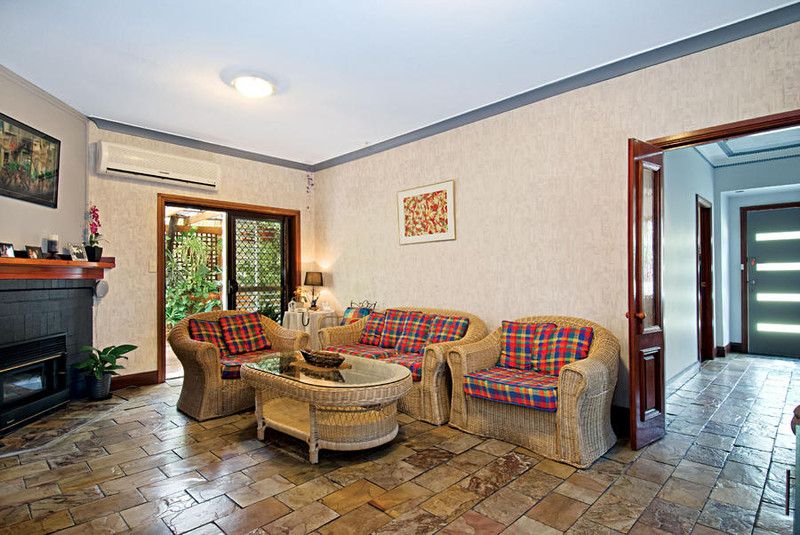 2 Anderson Road, Northmead, NSW 2152