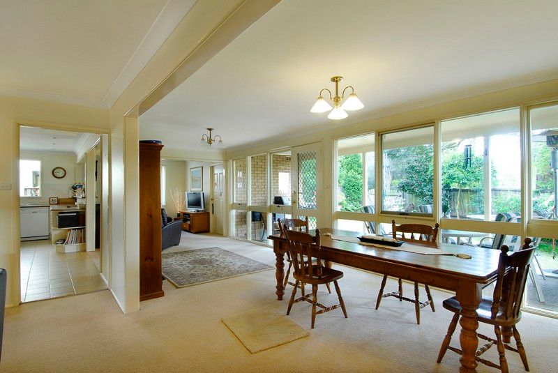 11 Malvern Avenue, Baulkham Hills, NSW 2153