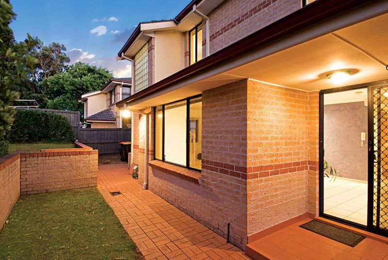 4/23a Charles Street, Baulkham Hills, NSW 2153