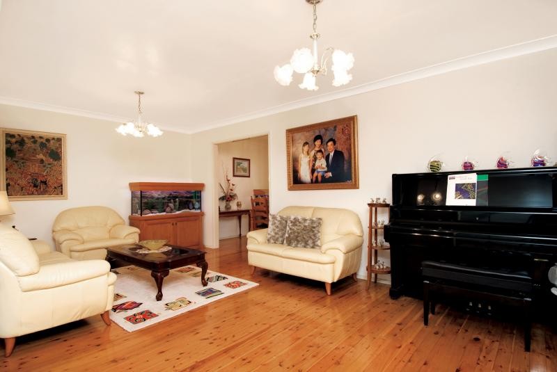 9 Malvern Avenue, Baulkham Hills, NSW 2153