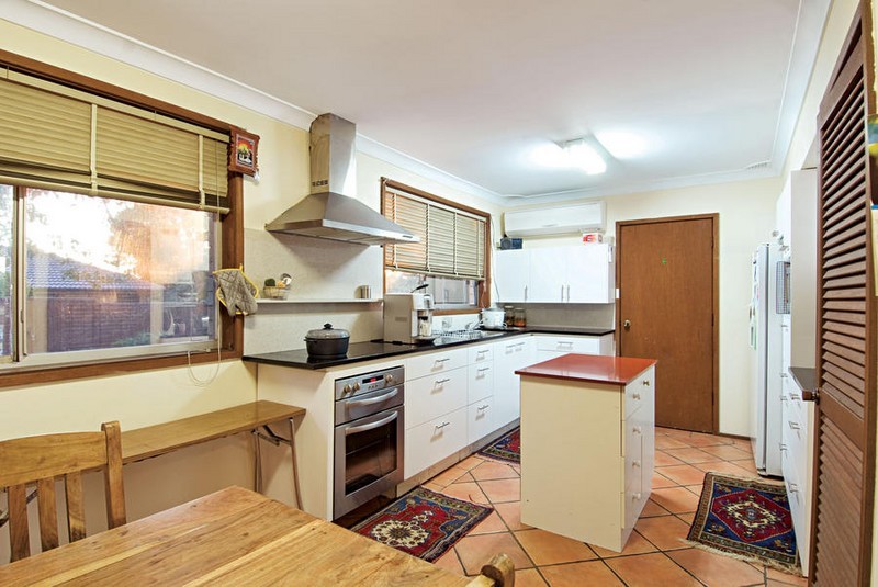 11 Priory Court, Baulkham Hills, NSW 2153