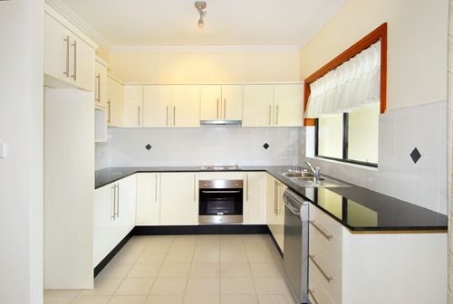 2/48-50 Dobson Crescent, Baulkham Hills, NSW 2153