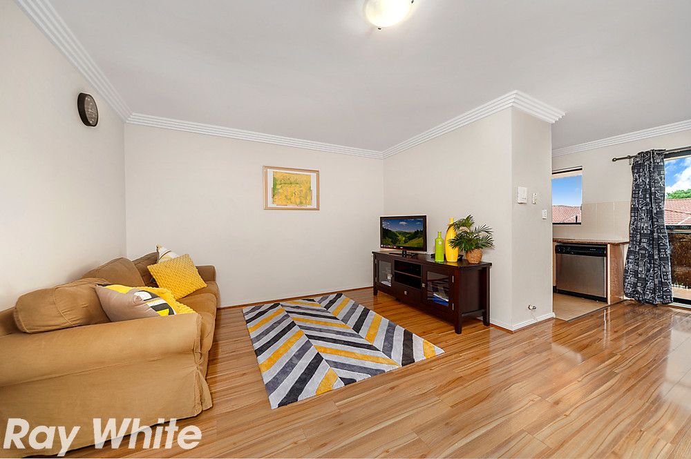 49 Dobson Crescent, Baulkham Hills NSW 2153