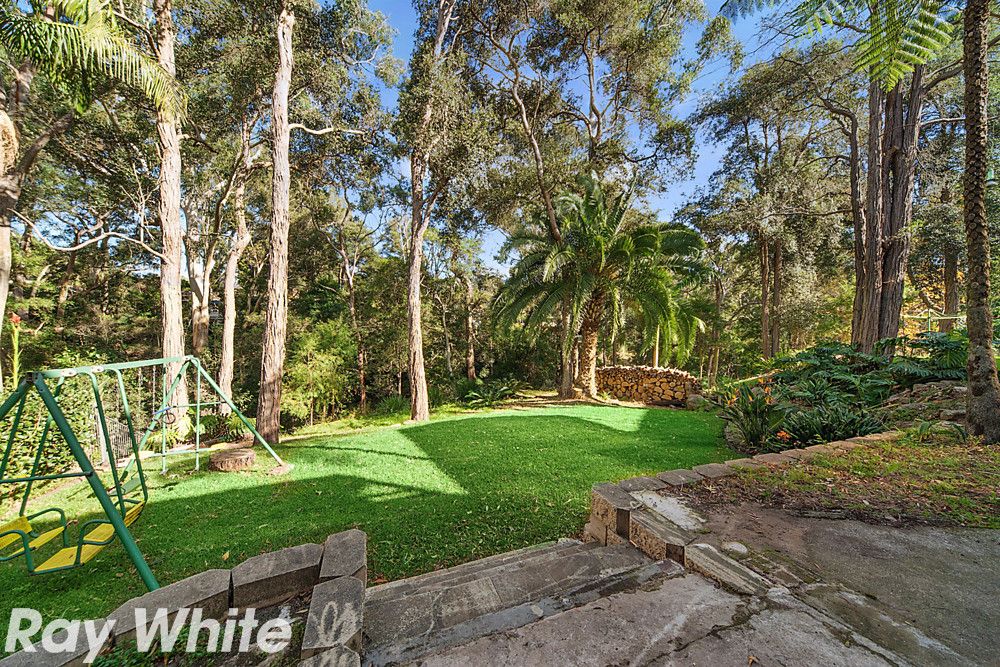 64 Candowie Crescent