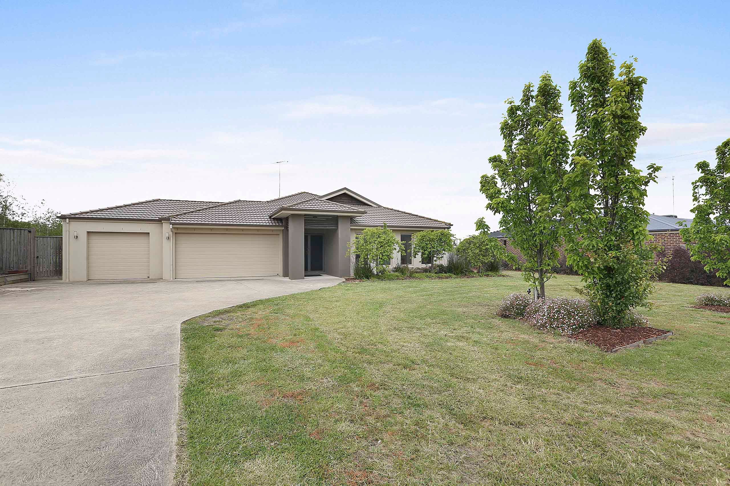 6-7 Champagne Court, Waurn Ponds, VIC 3216