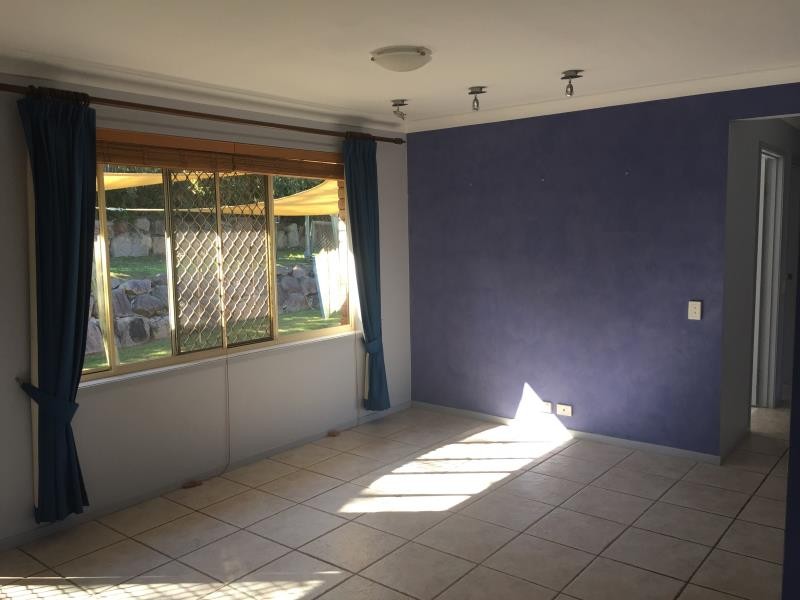 1 Valmadre Court, Petrie, QLD 4502