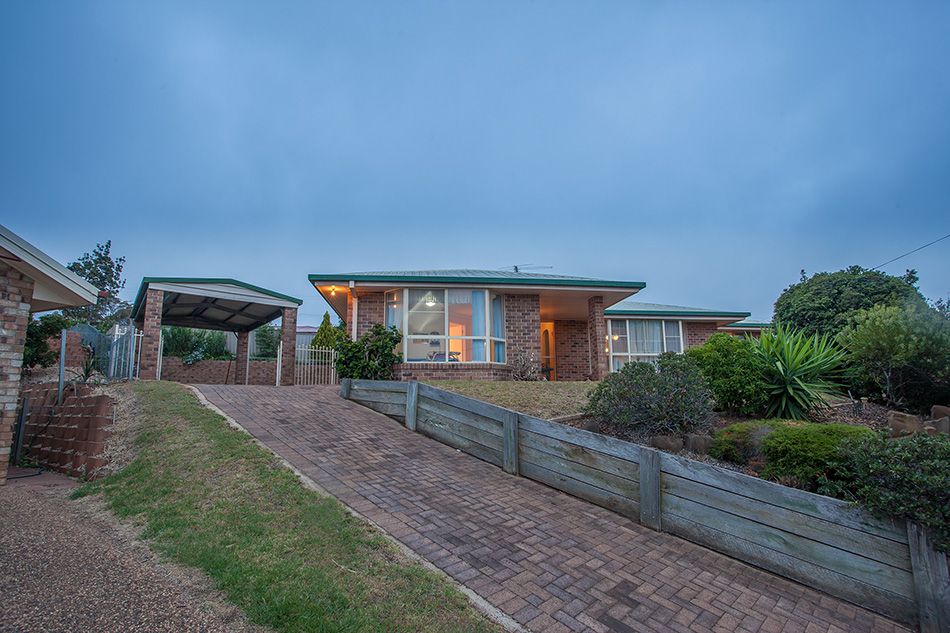 1 Nolan Court, Darling Heights, QLD 4350