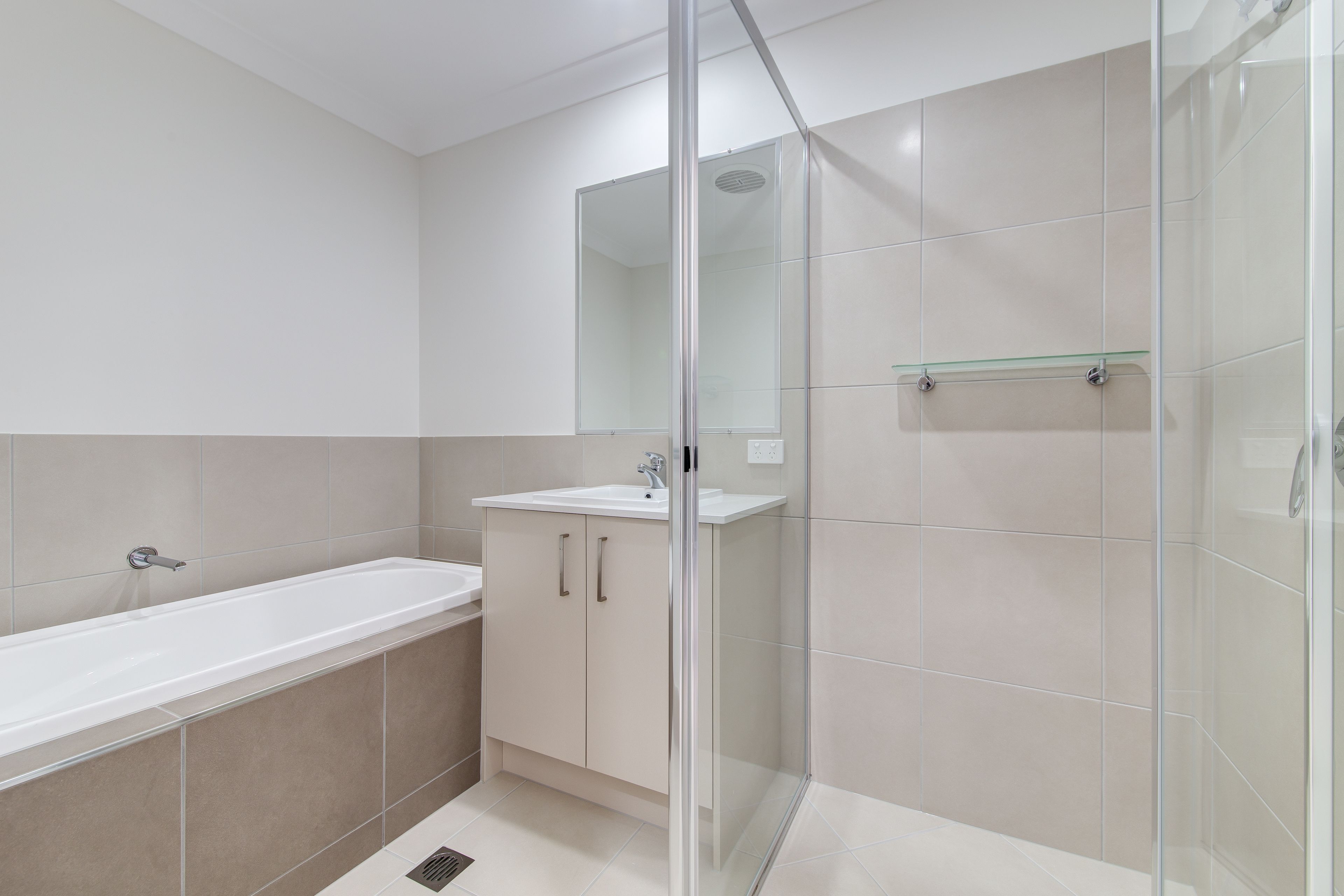 1/2 Pipeline Avenue, Peregian Beach, QLD 4573