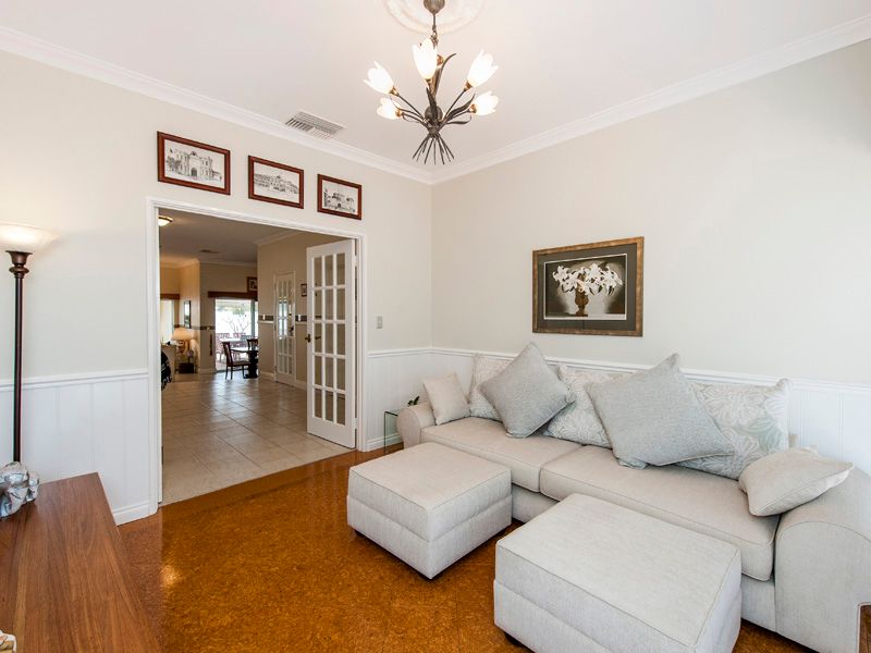 9 Isle Cove, Port Kennedy, WA 6172