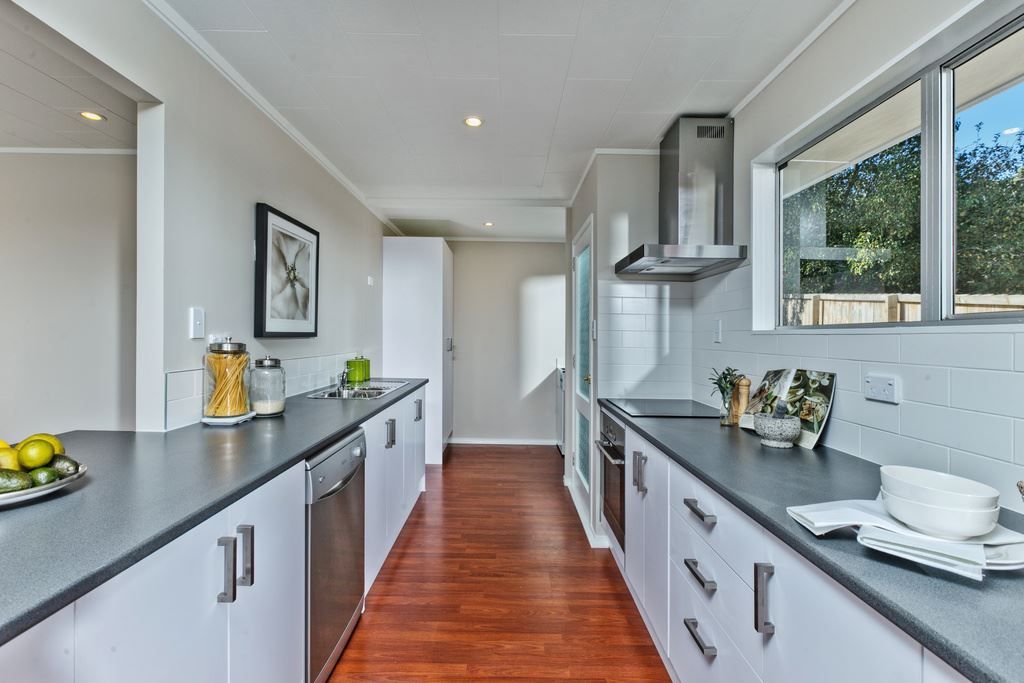 7A Lancelot Place, Glenfield, North Shore City