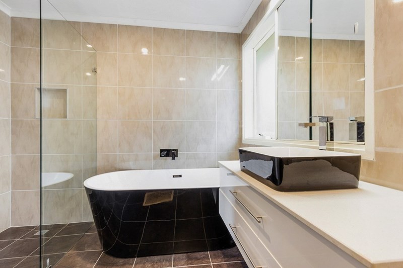 64 Chartwell Drive, Wantirna, VIC 3152