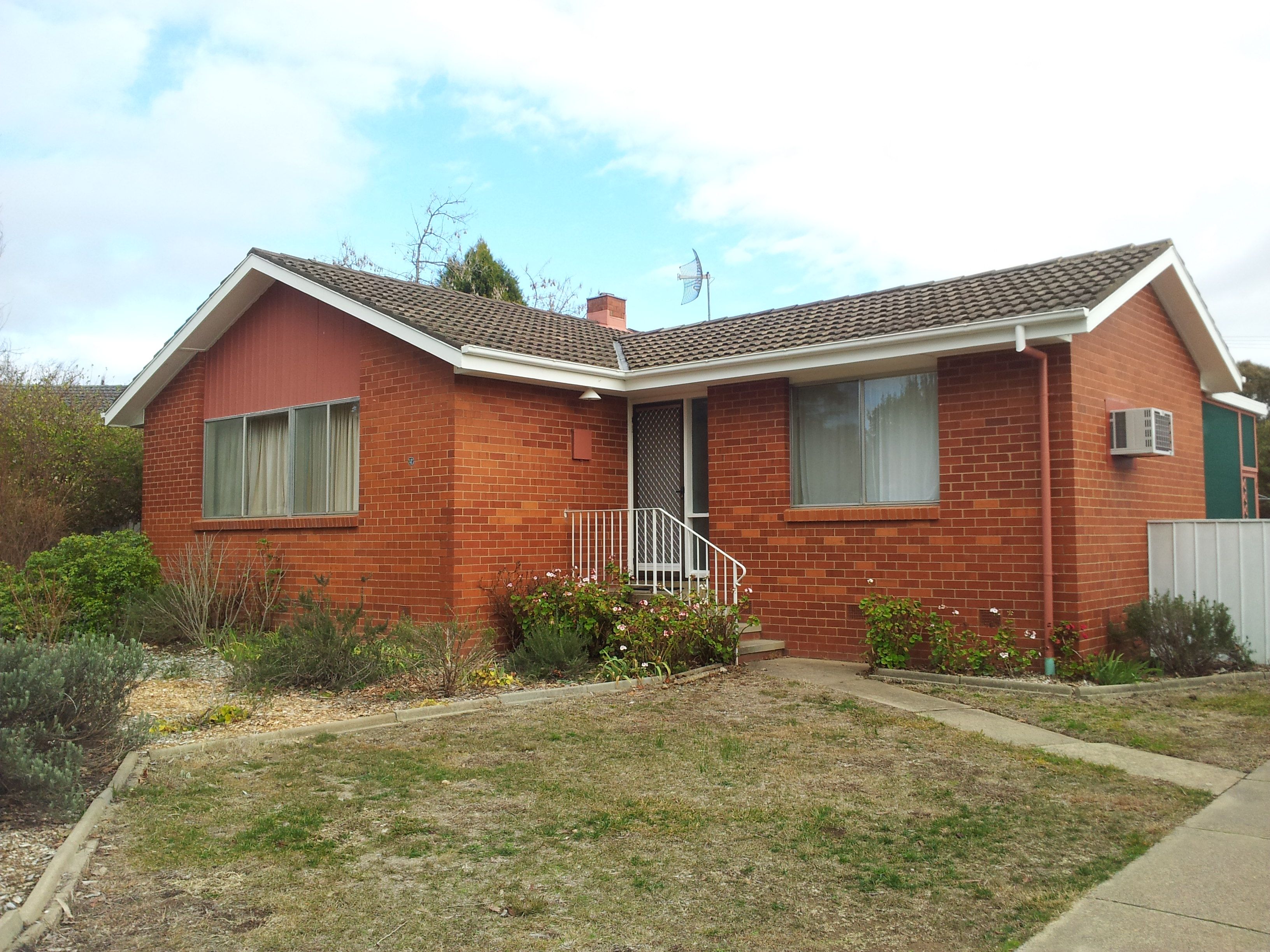 12 Lochbuy Street, Macquarie, ACT 2614