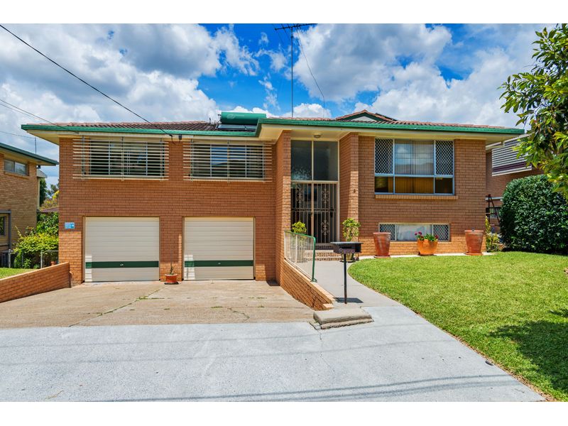 8 Colington Street, Mansfield, QLD 4122