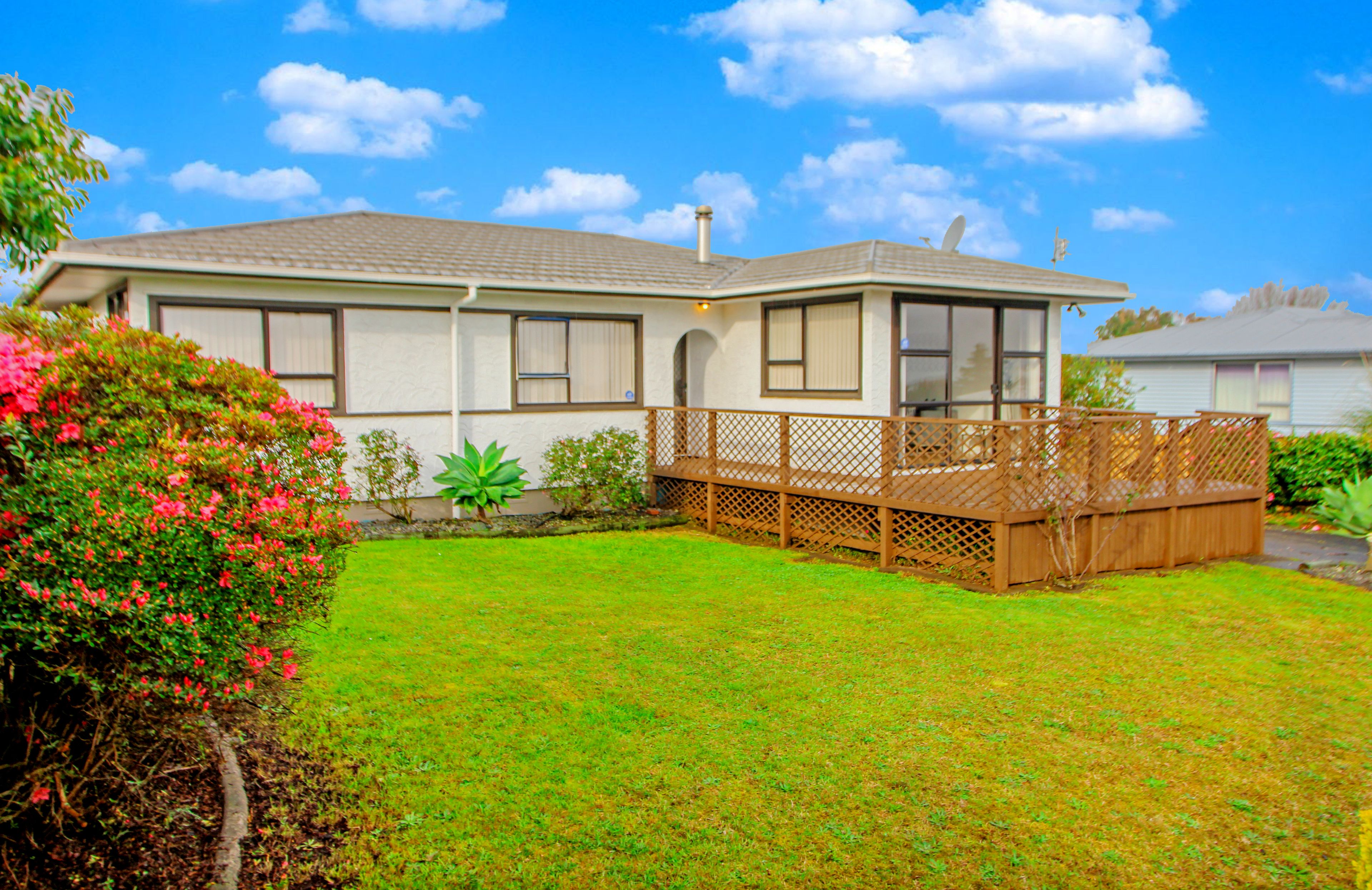 42 Sycamore Drive, Sunnynook, North Shore City