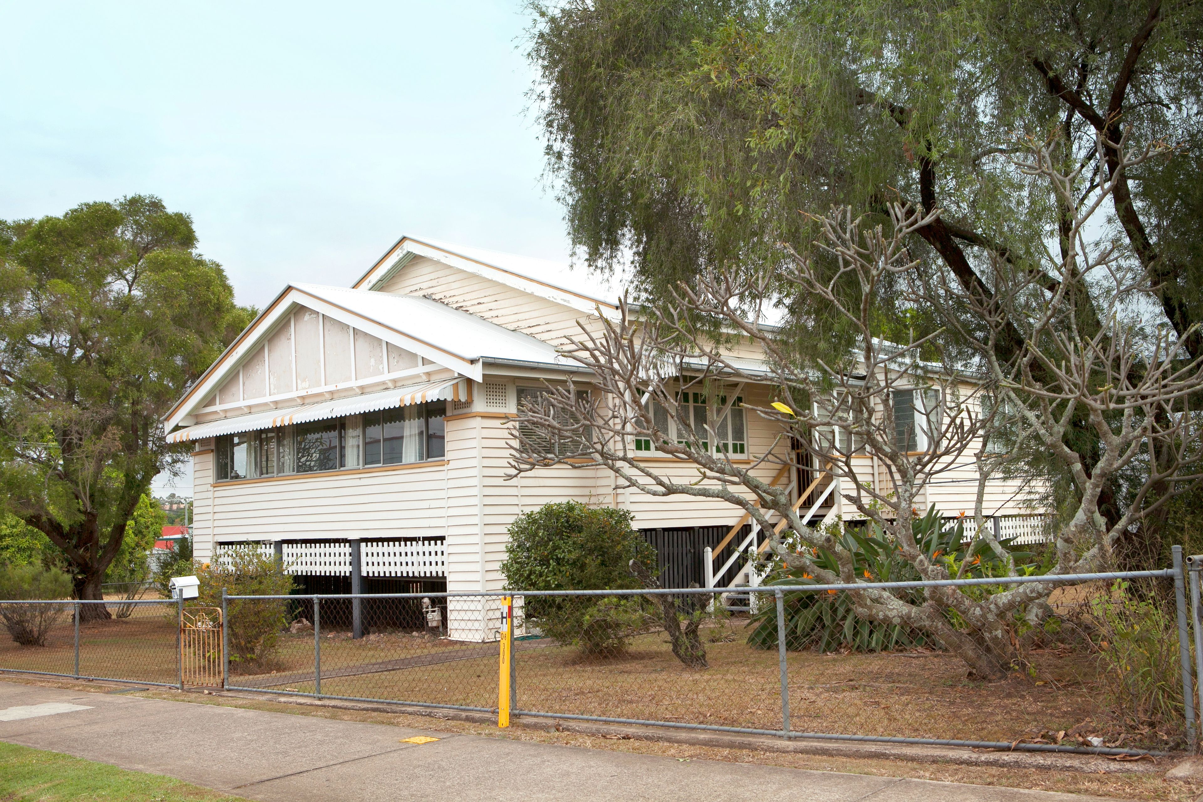 20 Downs Street, North Ipswich, QLD 4305