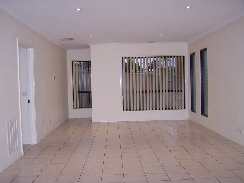 1/233 Vickers Road, Lavington, NSW 2641